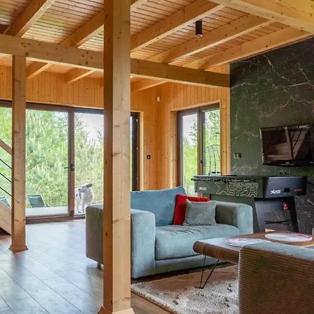 Semesterbostad Kaszubska Nirvana - Caloroczny Dom Na Wylacznosc Z Jacuzzi Stare Czaple