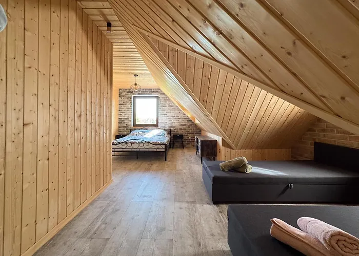 Semesterbostad Kaszubska Nirvana - Caloroczny Dom Na Wylacznosc Z Jacuzzi Stare Czaple