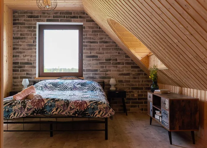 Semesterbostad Kaszubska Nirvana - Caloroczny Dom Na Wylacznosc Z Jacuzzi Stare Czaple