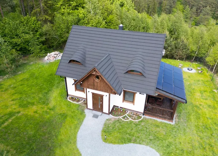 Semesterbostad Kaszubska Nirvana - Caloroczny Dom Na Wylacznosc Z Jacuzzi Stare Czaple