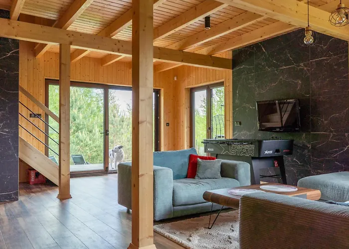 Semesterbostad Kaszubska Nirvana - Caloroczny Dom Na Wylacznosc Z Jacuzzi Stare Czaple